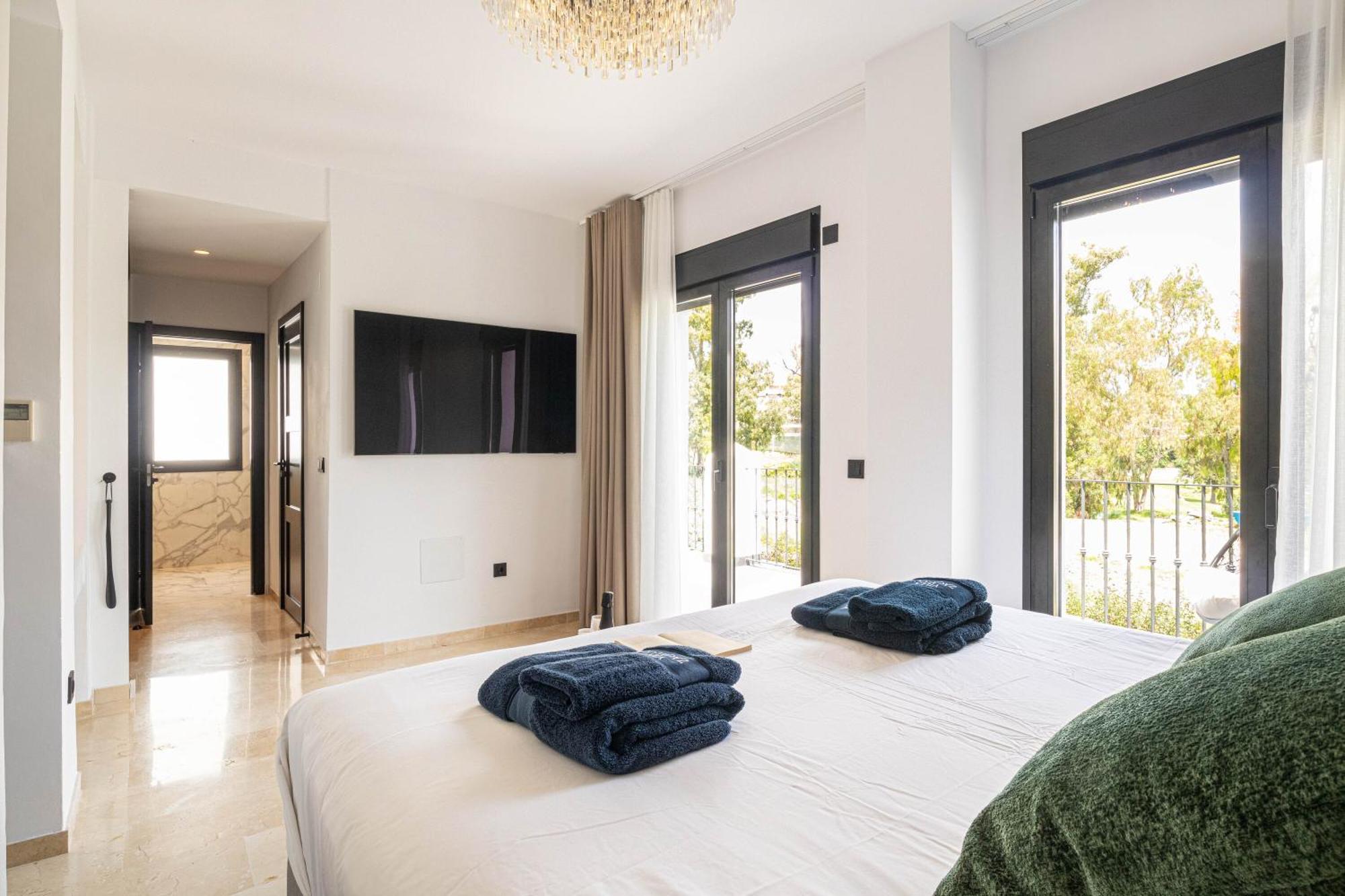 Villa New Zacaluca Pool Sauna & Gym - Happy Rentals マルベーリャ エクステリア 写真